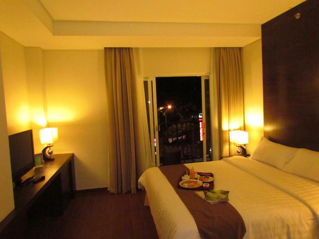 Padjadjaran Hotel Богор Экстерьер фото